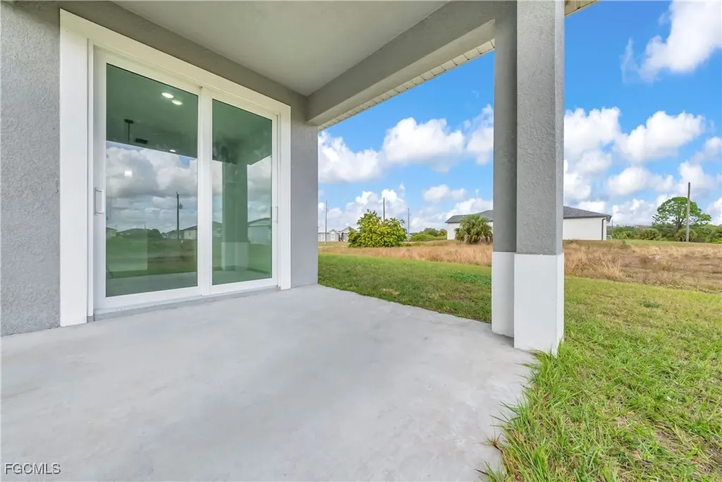 8070 Marsh Circle Labelle FL 33935