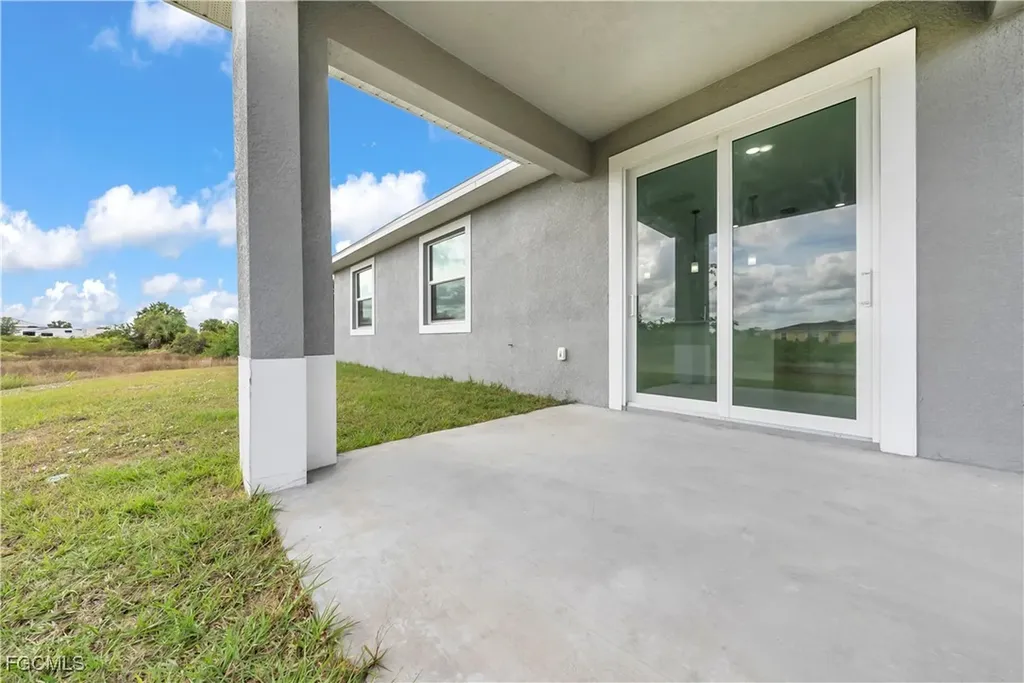 8070 Marsh Circle Labelle FL 33935