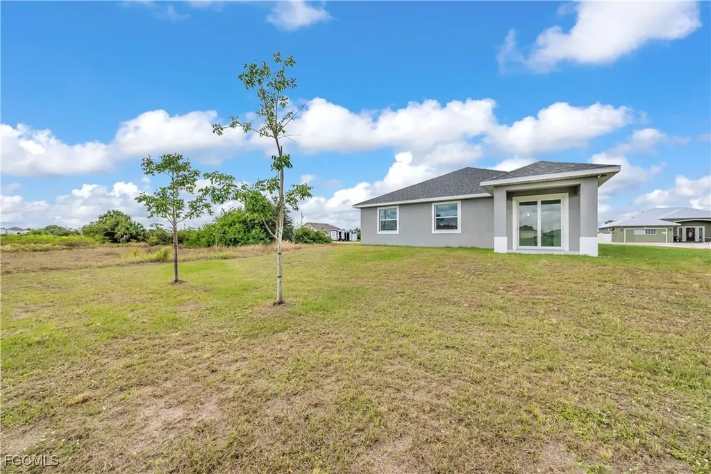 8070 Marsh Circle Labelle FL 33935