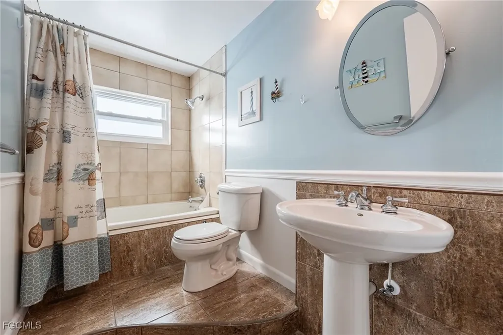 1091 Lovely Lane North Fort Myers FL 33903