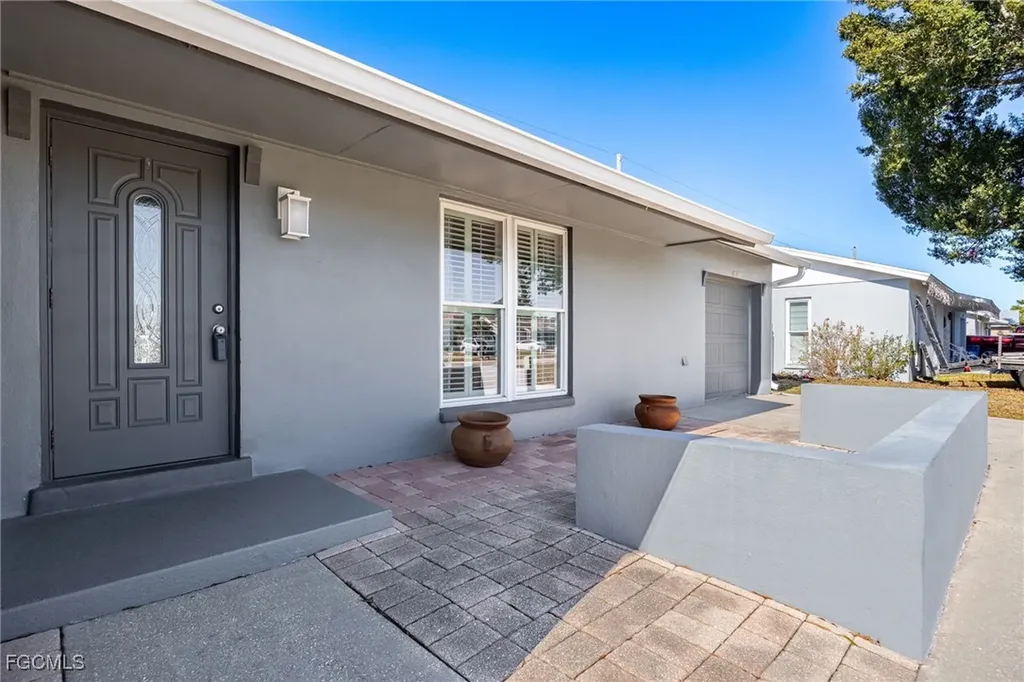 1091 Lovely Lane North Fort Myers FL 33903