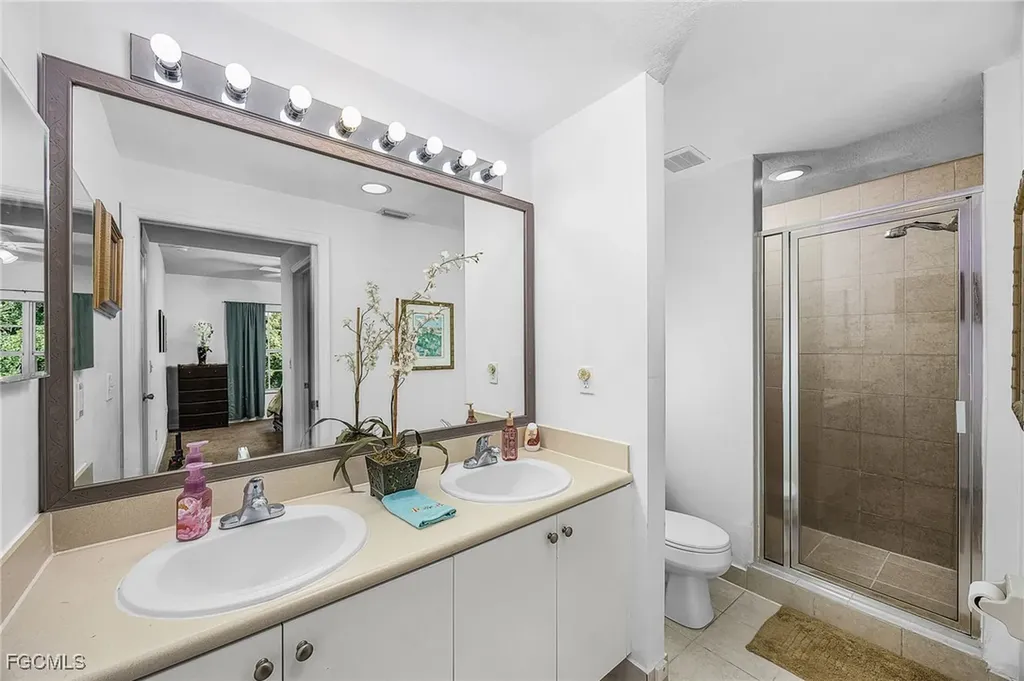 8461 Bernwood Cove Loop Fort Myers FL 33966