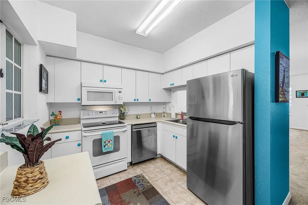 8461 Bernwood Cove Loop Fort Myers FL 33966