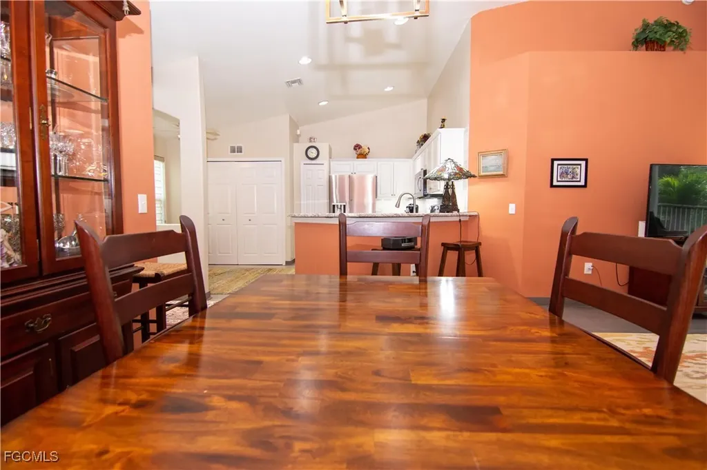 9595 Hemingway Lane Fort Myers FL 33913