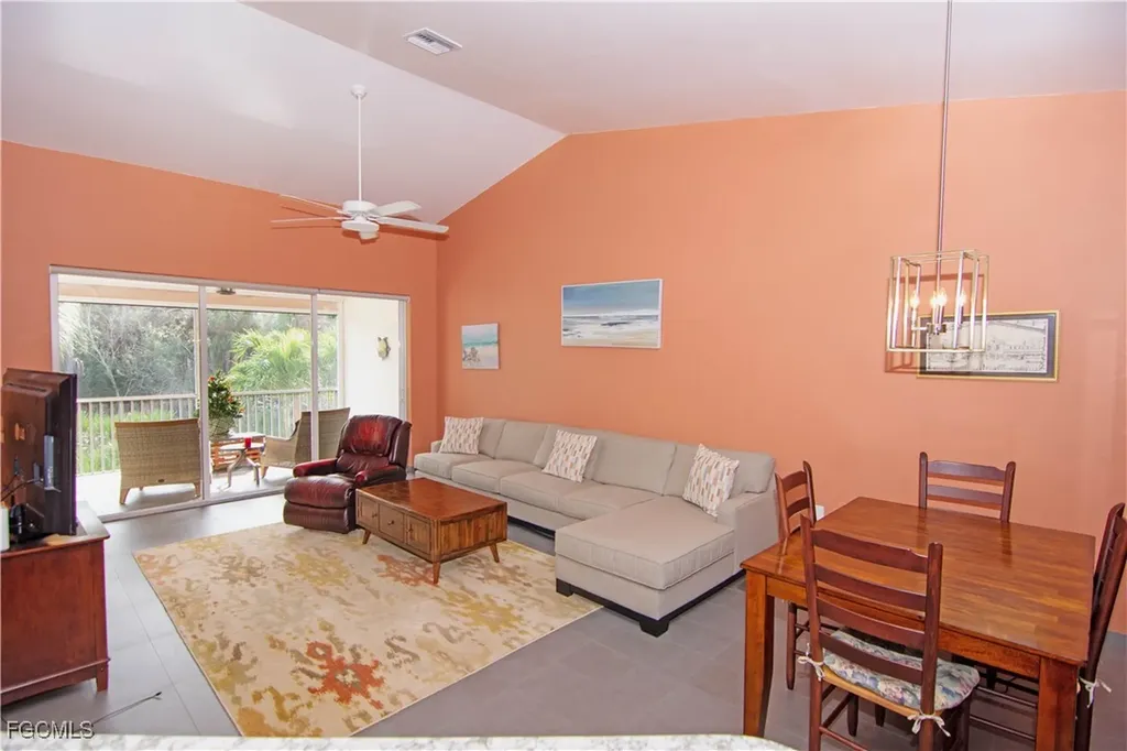 9595 Hemingway Lane Fort Myers FL 33913