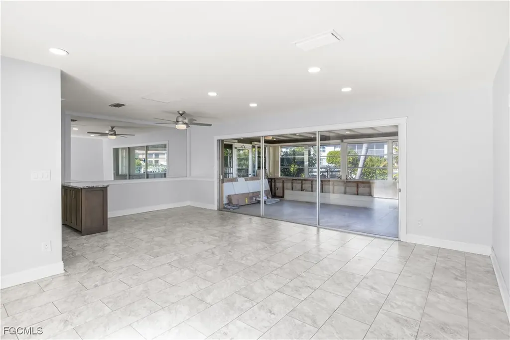 215 Santa Monica Court Cape Coral FL 33904