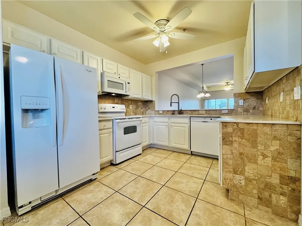 10010 Maddox Lane Bonita Springs FL 34135