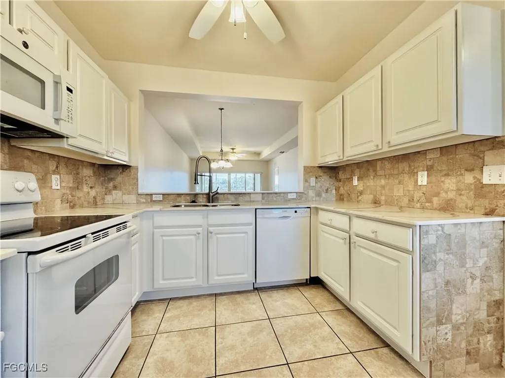 10010 Maddox Lane Bonita Springs FL 34135
