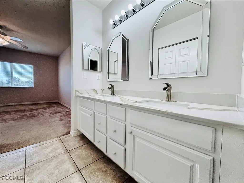 10010 Maddox Lane Bonita Springs FL 34135