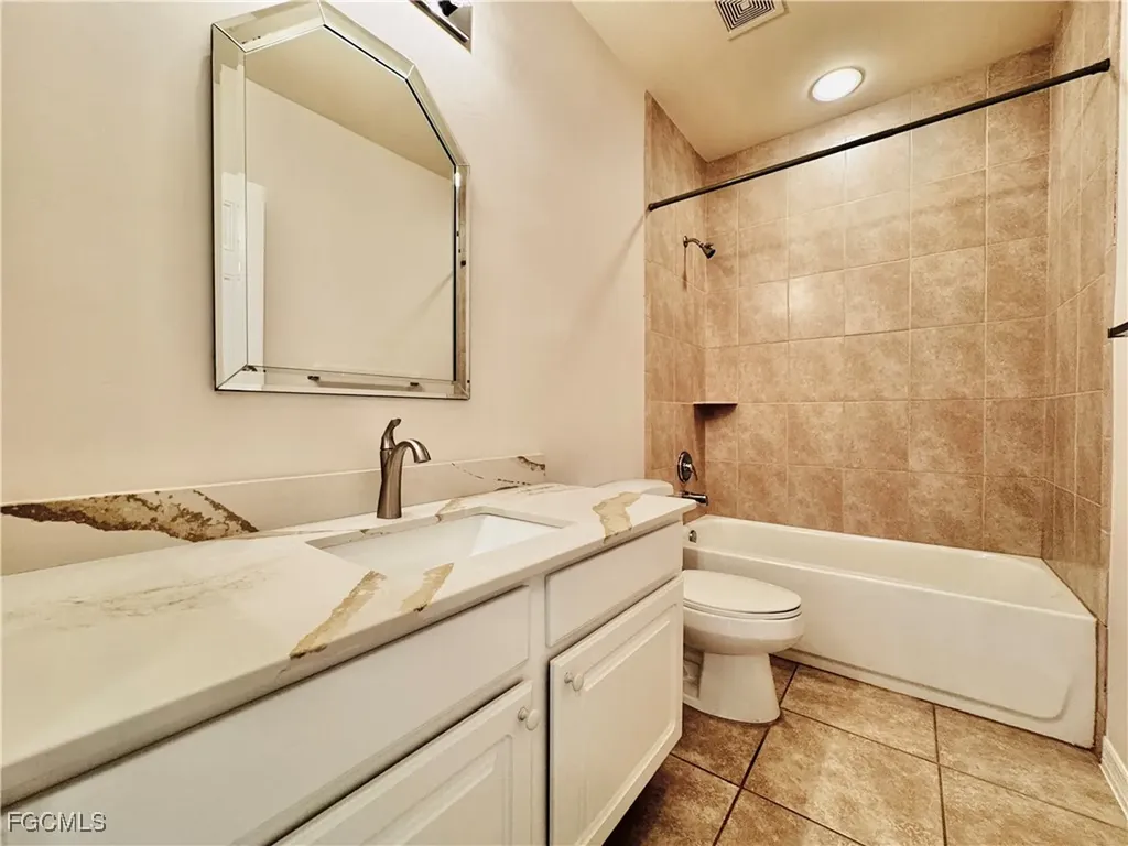 10010 Maddox Lane Bonita Springs FL 34135