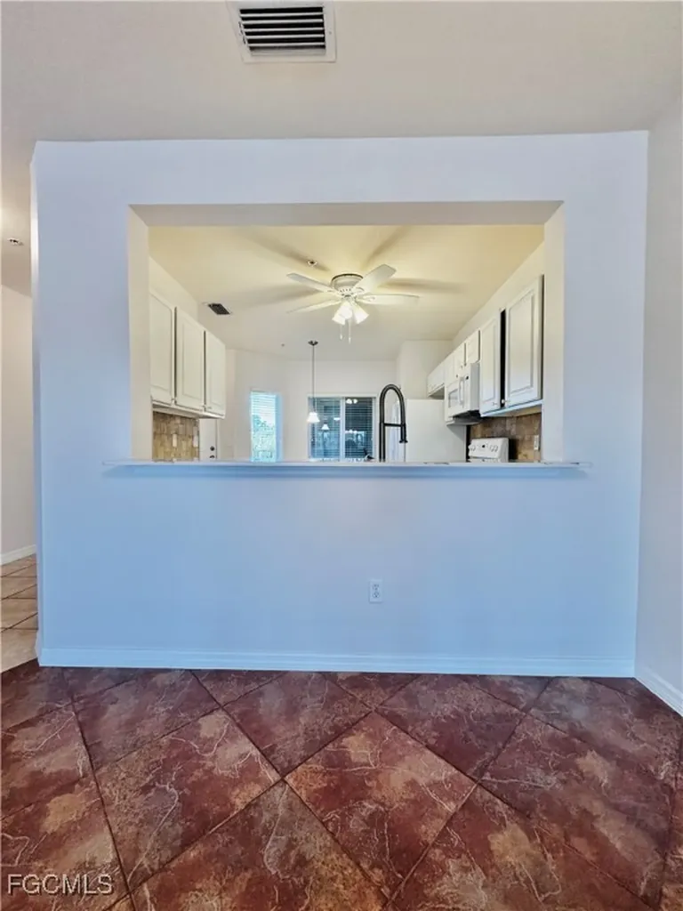 10010 Maddox Lane Bonita Springs FL 34135