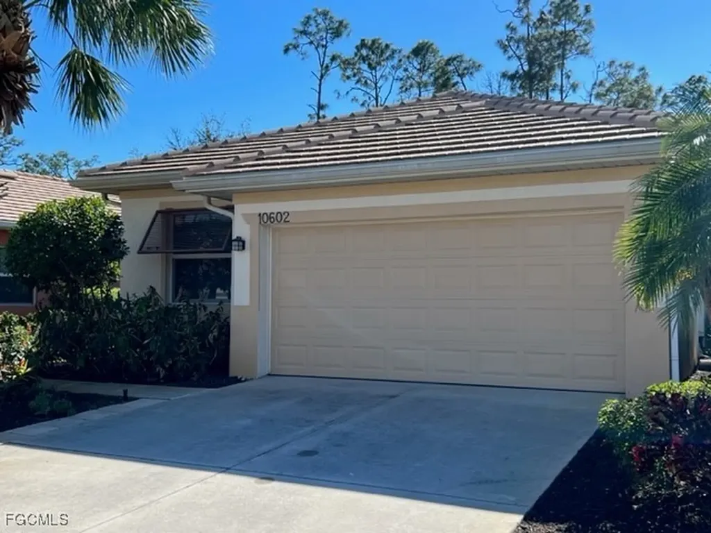 10602 Camarelle Circle Fort Myers FL 33913