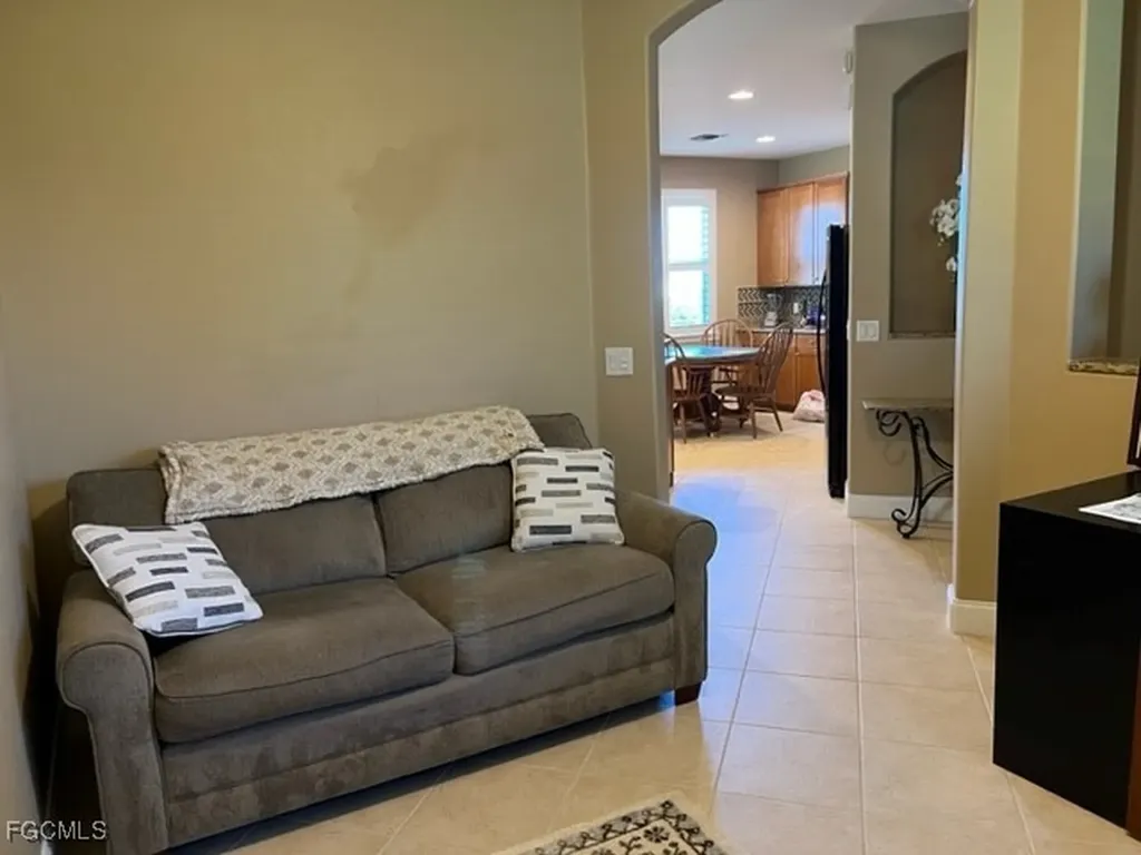 10602 Camarelle Circle Fort Myers FL 33913