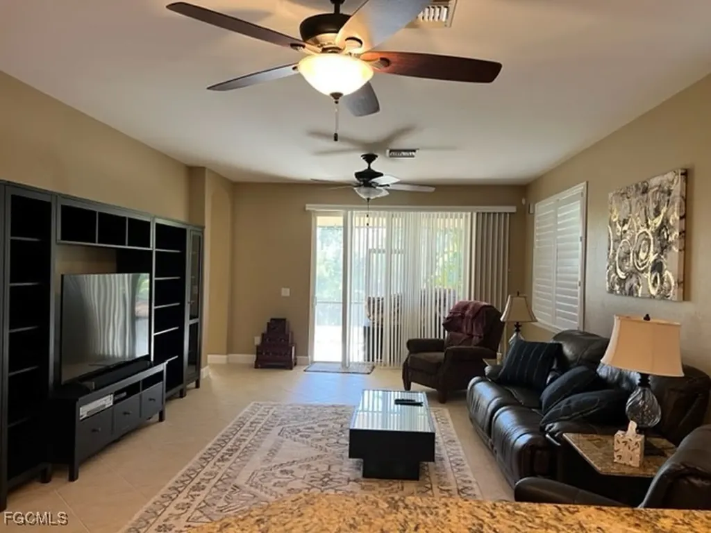 10602 Camarelle Circle Fort Myers FL 33913