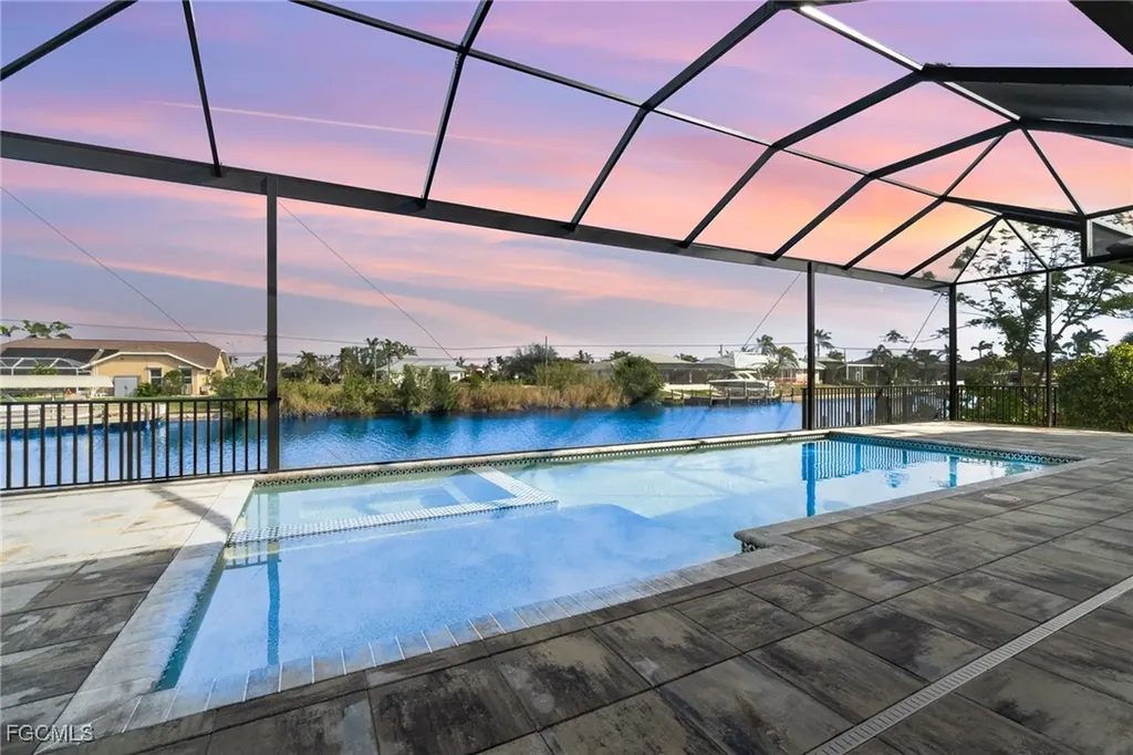 2605 SW 37th Street Cape Coral FL 33914