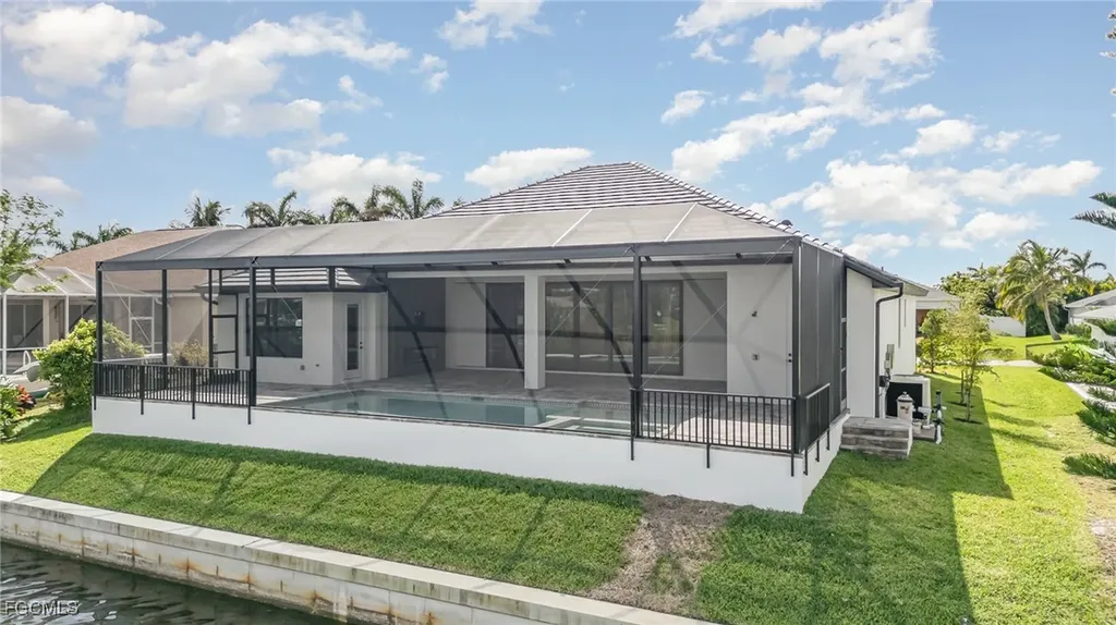2605 SW 37th Street Cape Coral FL 33914