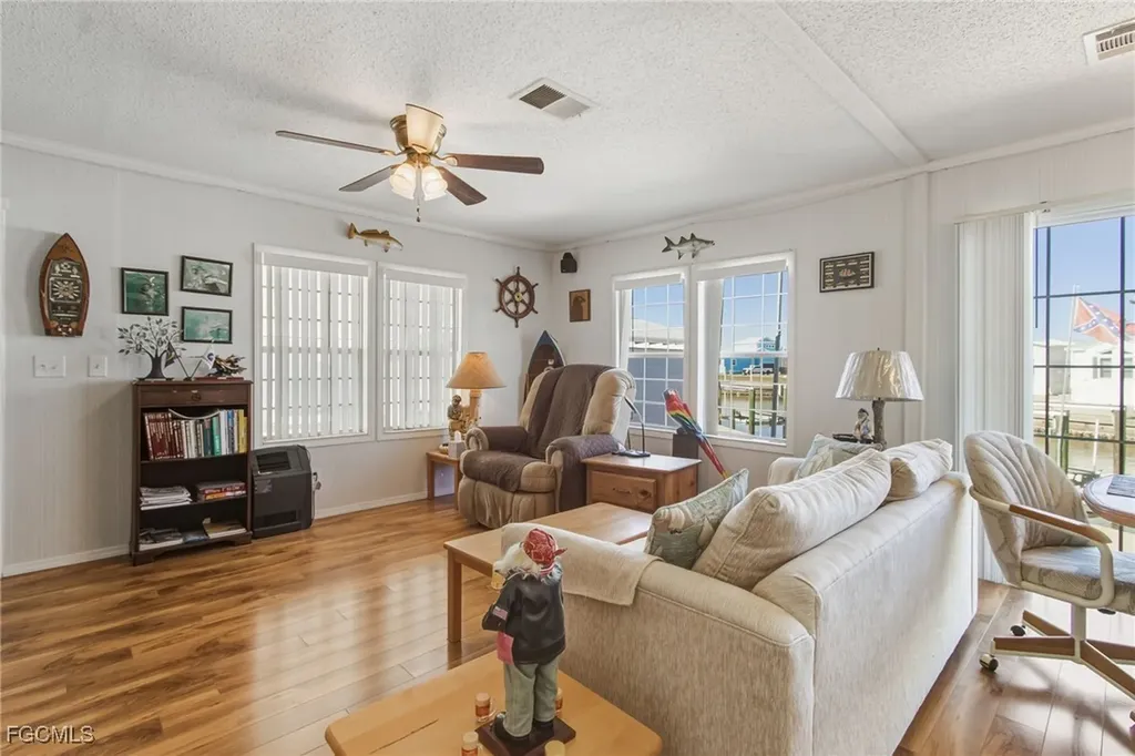 3904 Dewberry Lane St. James City FL 33956