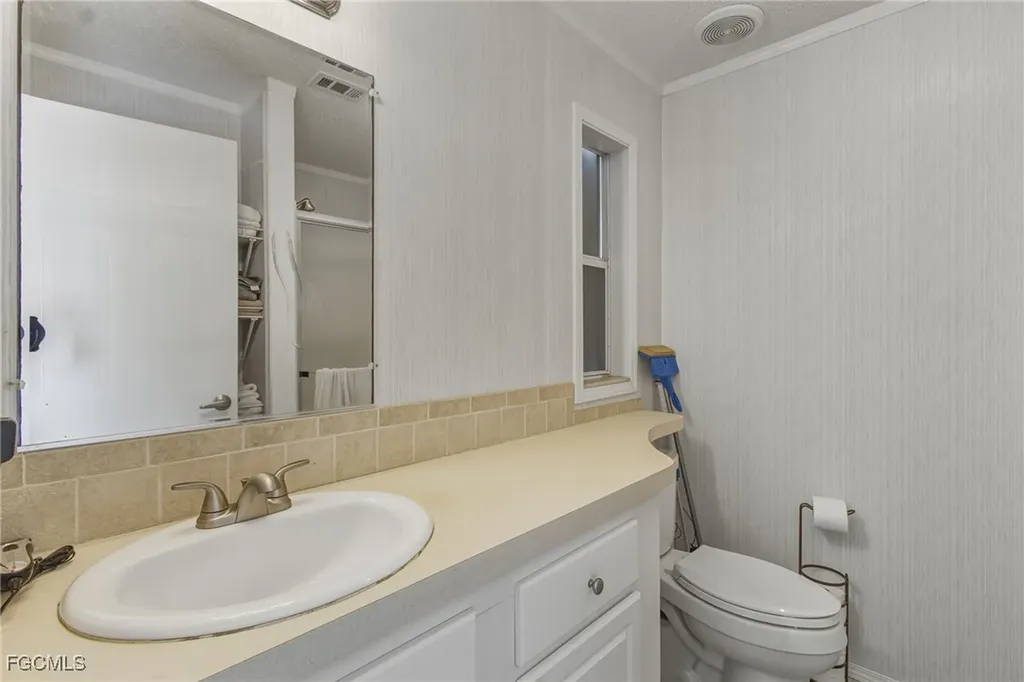 3904 Dewberry Lane St. James City FL 33956