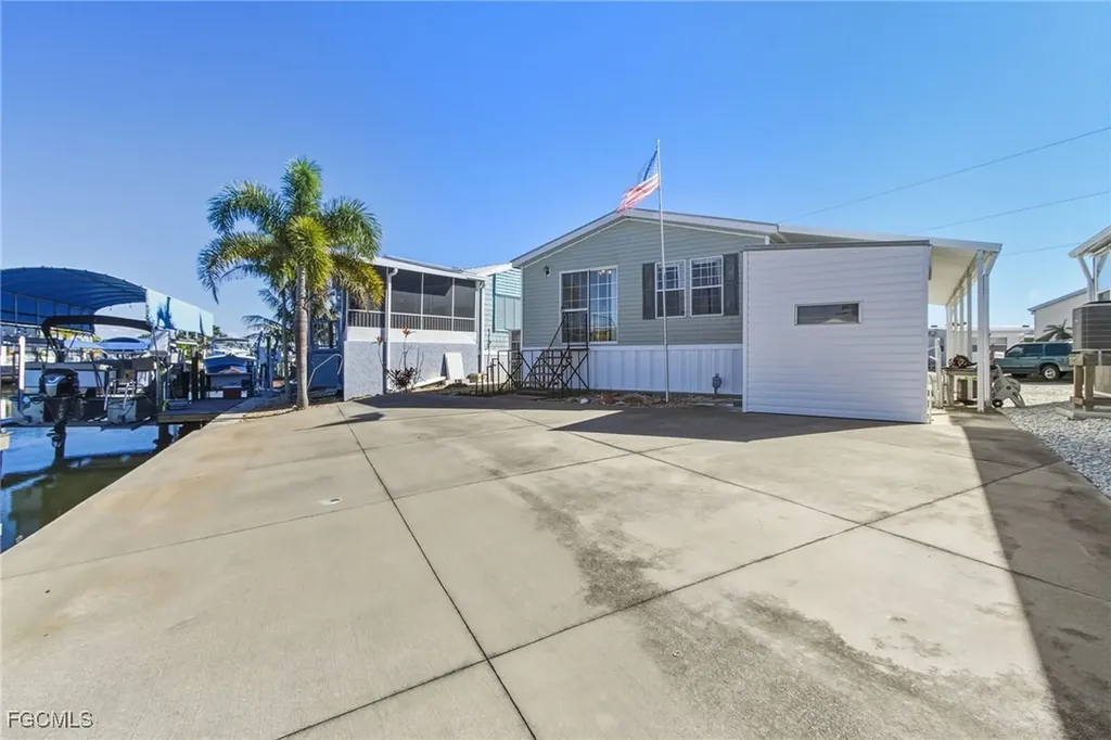 3904 Dewberry Lane St. James City FL 33956