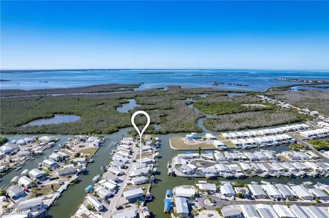 3904 Dewberry Lane ST. James City FL 33956