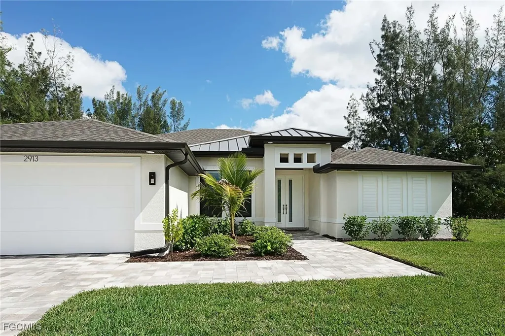2913 SW 11th Place Cape Coral FL 33914
