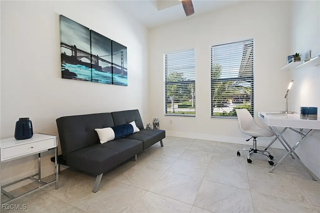 2913 SW 11th Place Cape Coral FL 33914