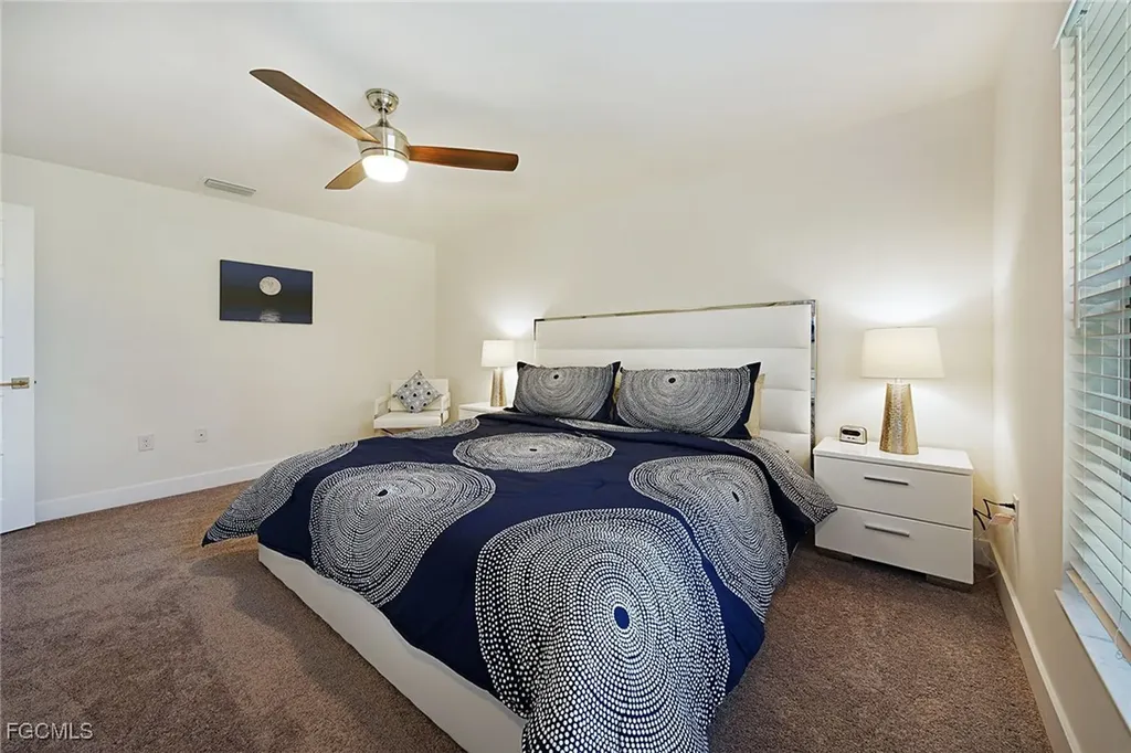 2913 SW 11th Place Cape Coral FL 33914