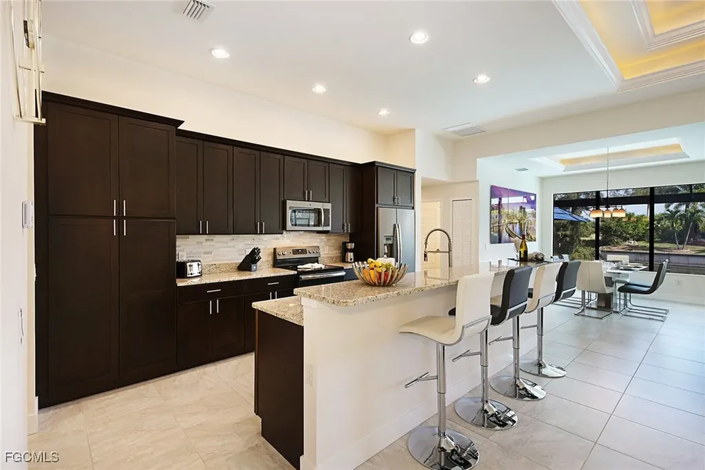 2913 SW 11th Place Cape Coral FL 33914