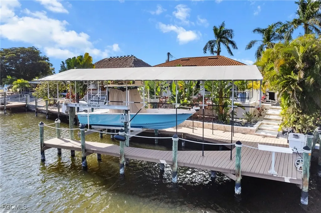 12234 Boat Shell Drive Matlacha Isles FL 33991