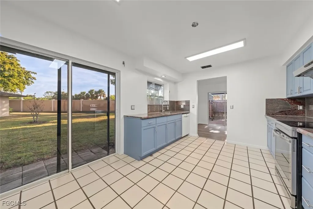 5840 Crabwood Court Fort Myers FL 33919