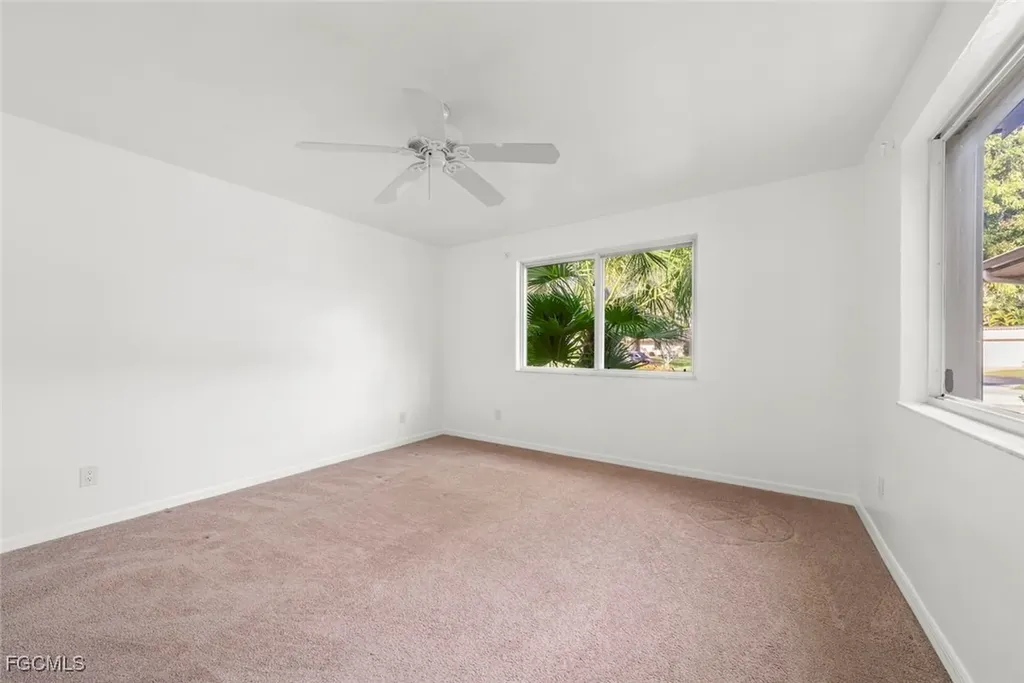 5840 Crabwood Court Fort Myers FL 33919