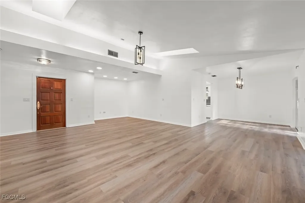 5840 Crabwood Court Fort Myers FL 33919