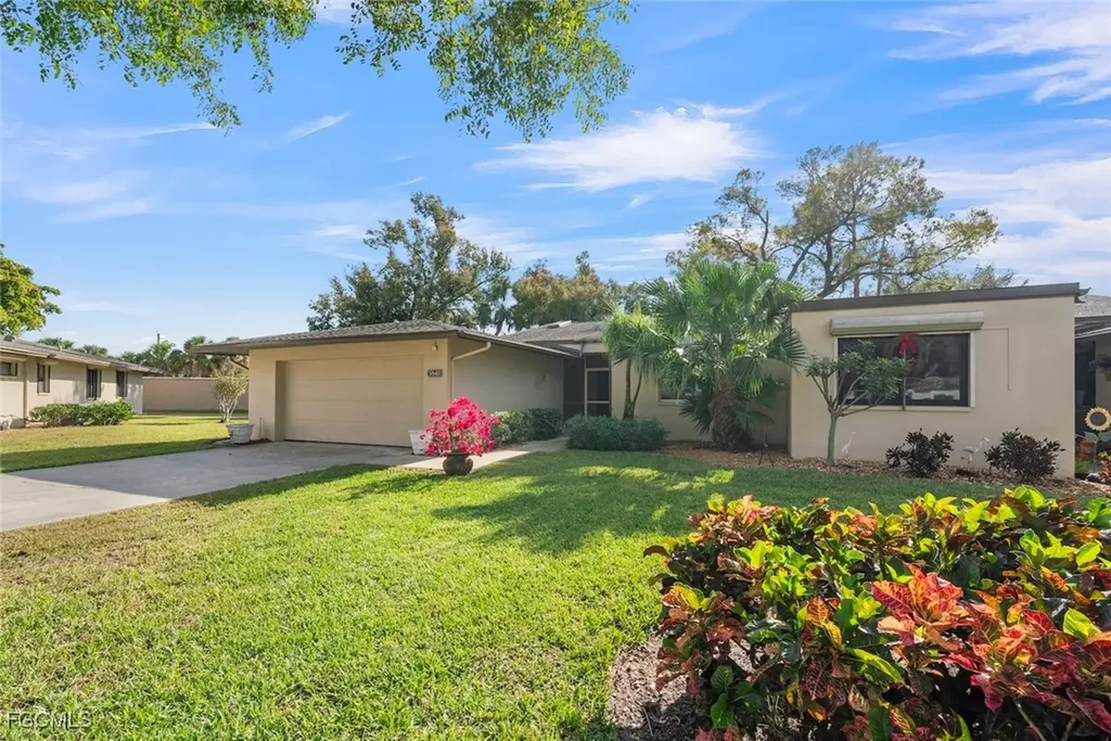 5840 Crabwood Court Fort Myers FL 33919