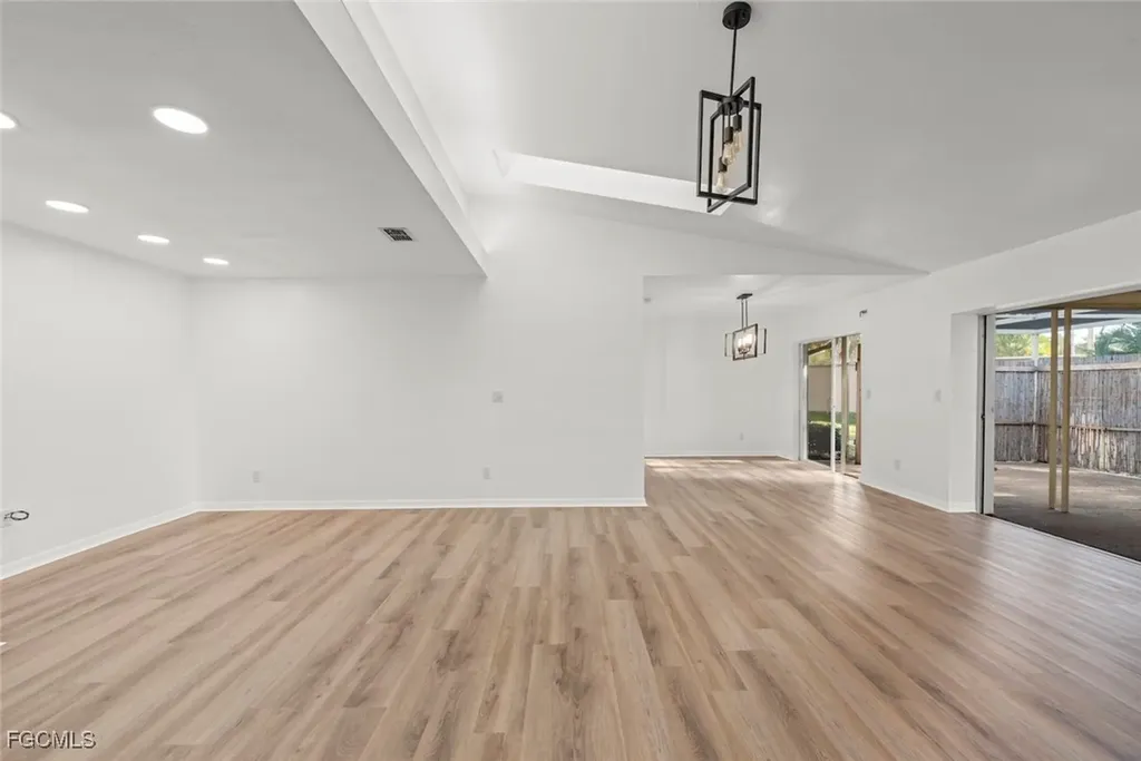 5840 Crabwood Court Fort Myers FL 33919