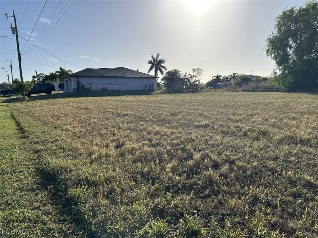 2112 NE 27th Terrace Cape Coral FL 33909