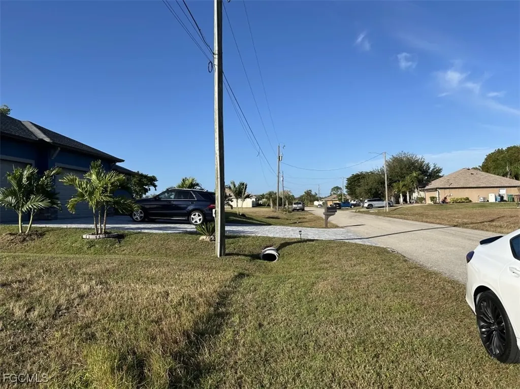 2112 NE 27th Terrace Cape Coral FL 33909