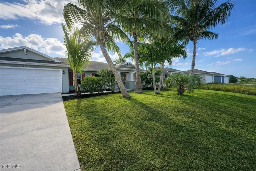 2010 Kismet Parkway W Cape Coral FL 33993
