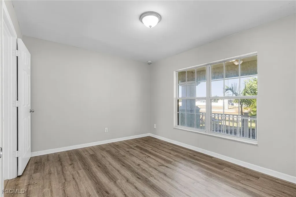 2010 Kismet Parkway W Cape Coral FL 33993