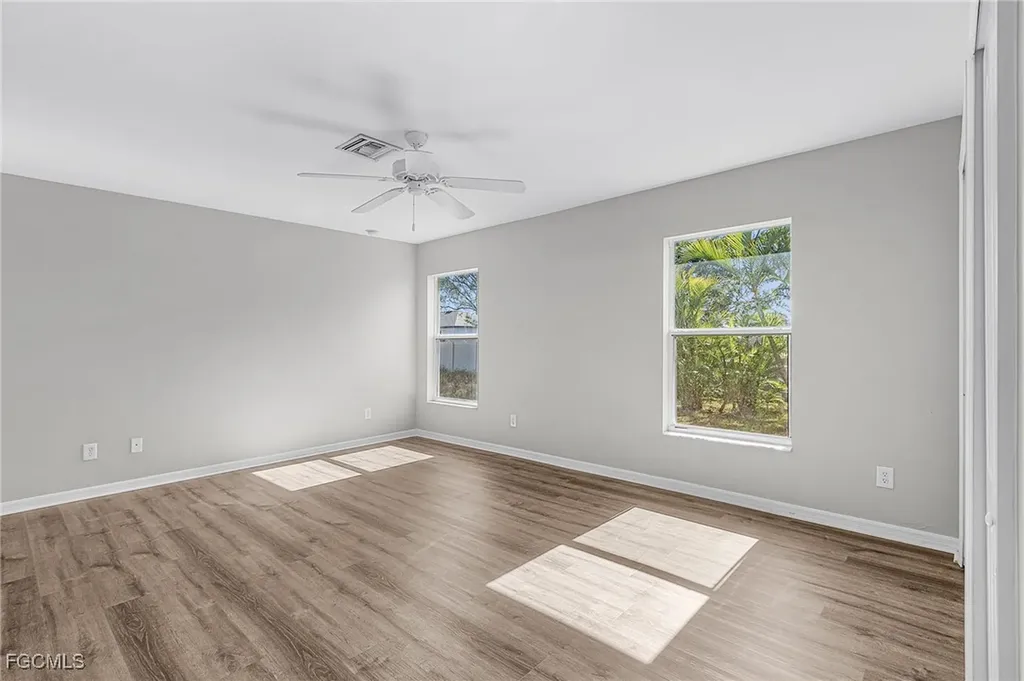 2010 Kismet Parkway W Cape Coral FL 33993