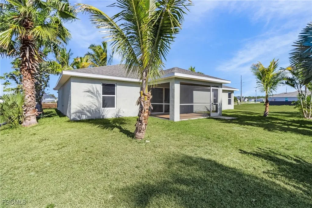 2010 Kismet Parkway W Cape Coral FL 33993