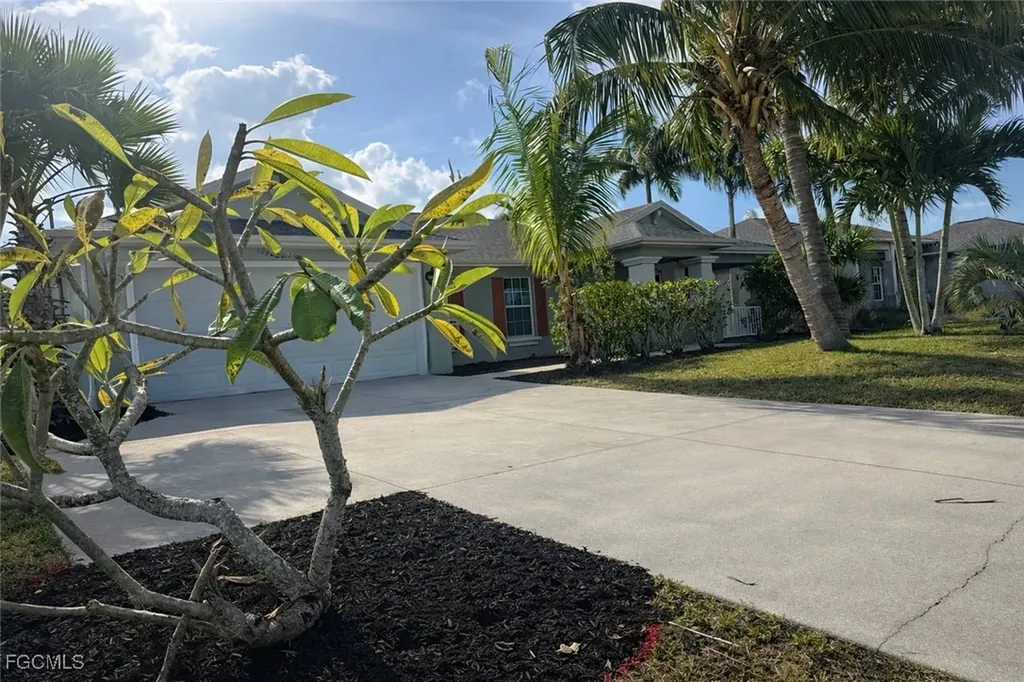 2010 Kismet Parkway W Cape Coral FL 33993