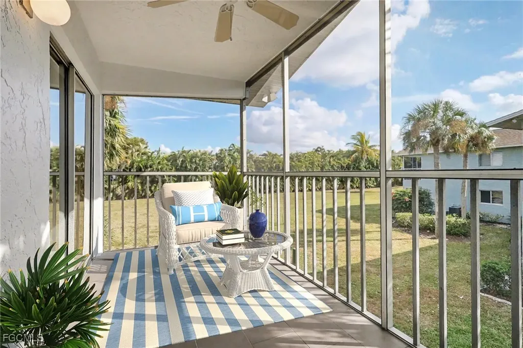 8127 Country Road Fort Myers FL 33919