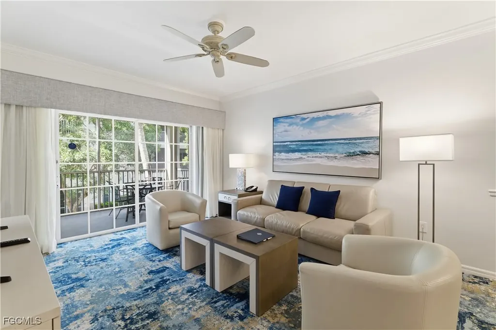 221 9th Street S Naples FL 34102