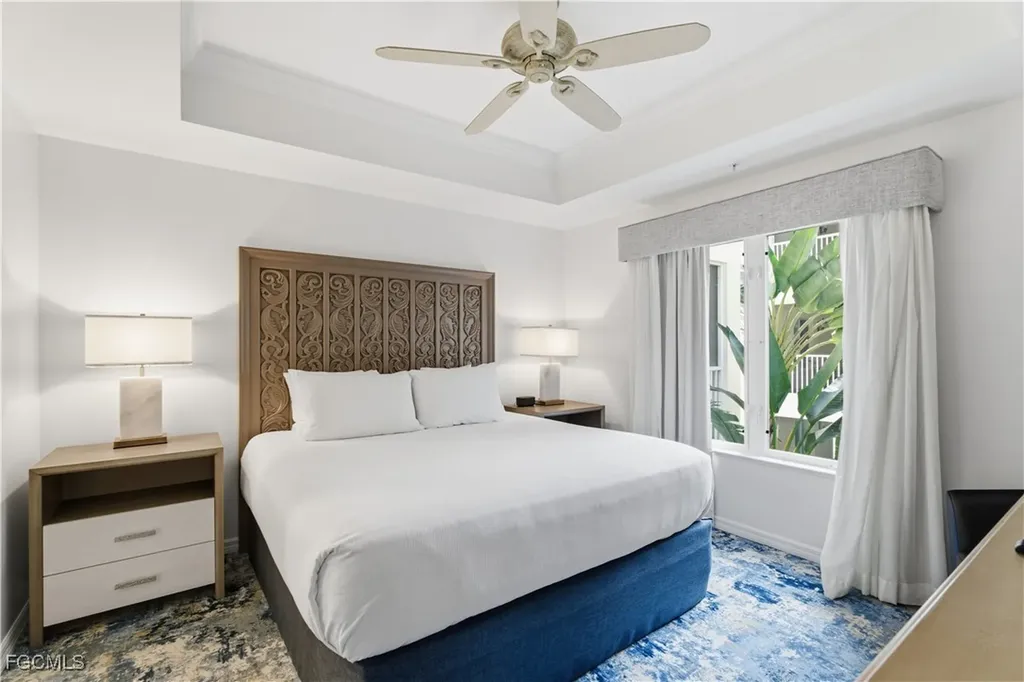 221 9th Street S Naples FL 34102