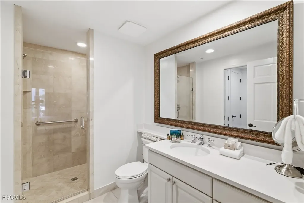 221 9th Street S Naples FL 34102