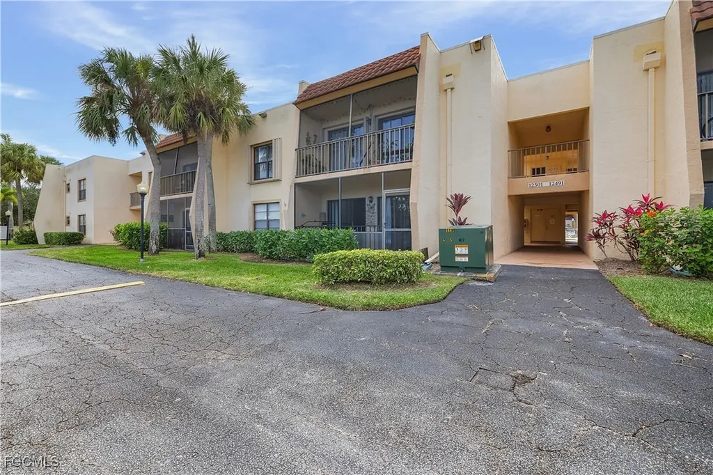12501 Mcgregor Boulevard Fort Myers FL 33919