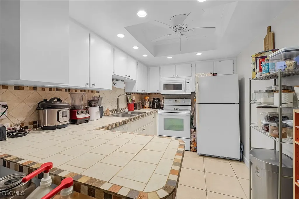 12501 Mcgregor Boulevard Fort Myers FL 33919