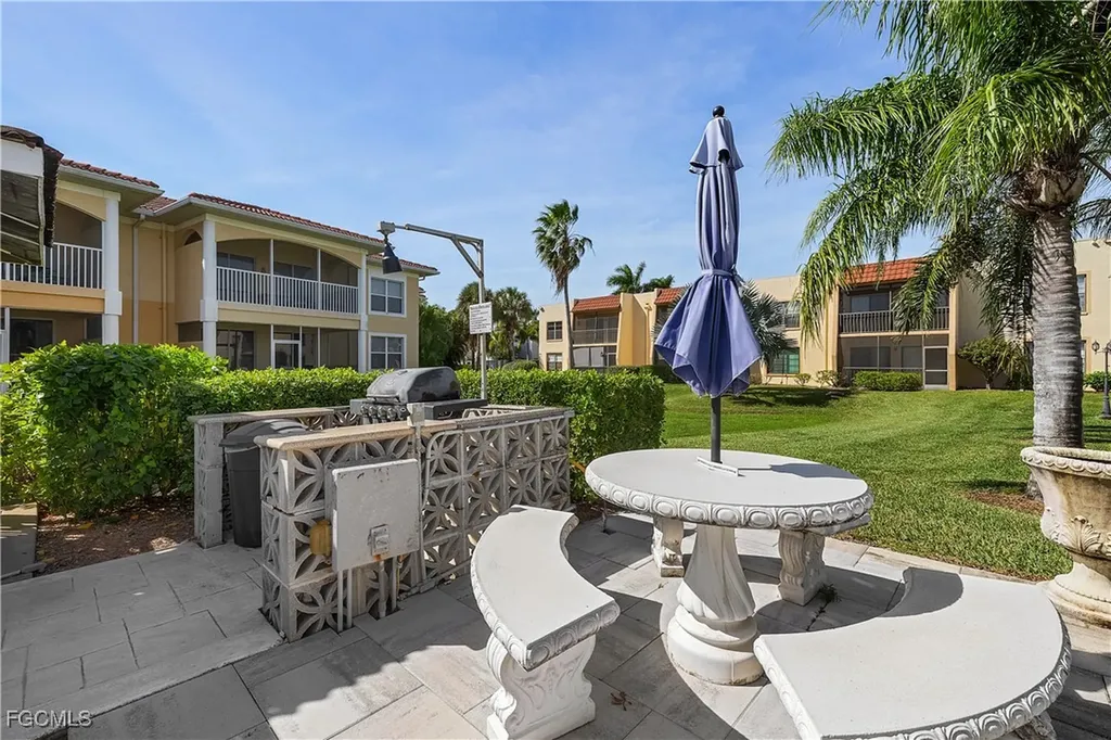 12501 Mcgregor Boulevard Fort Myers FL 33919