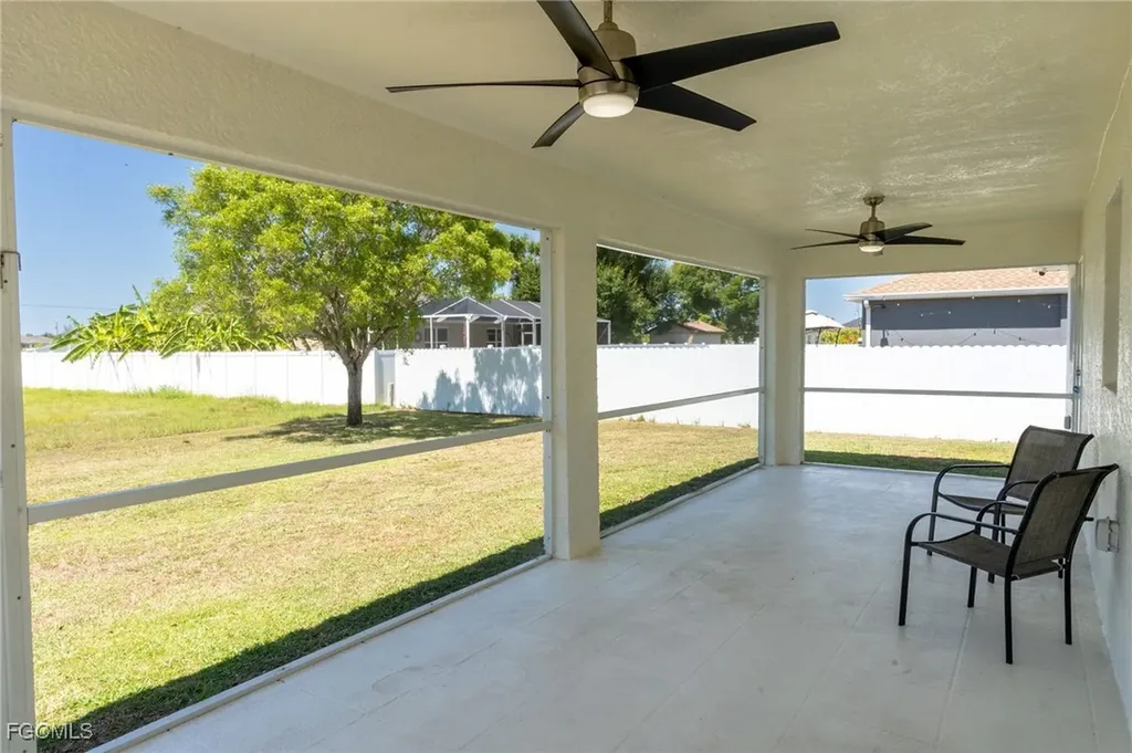 2614 NW 10th Terrace Cape Coral FL 33993