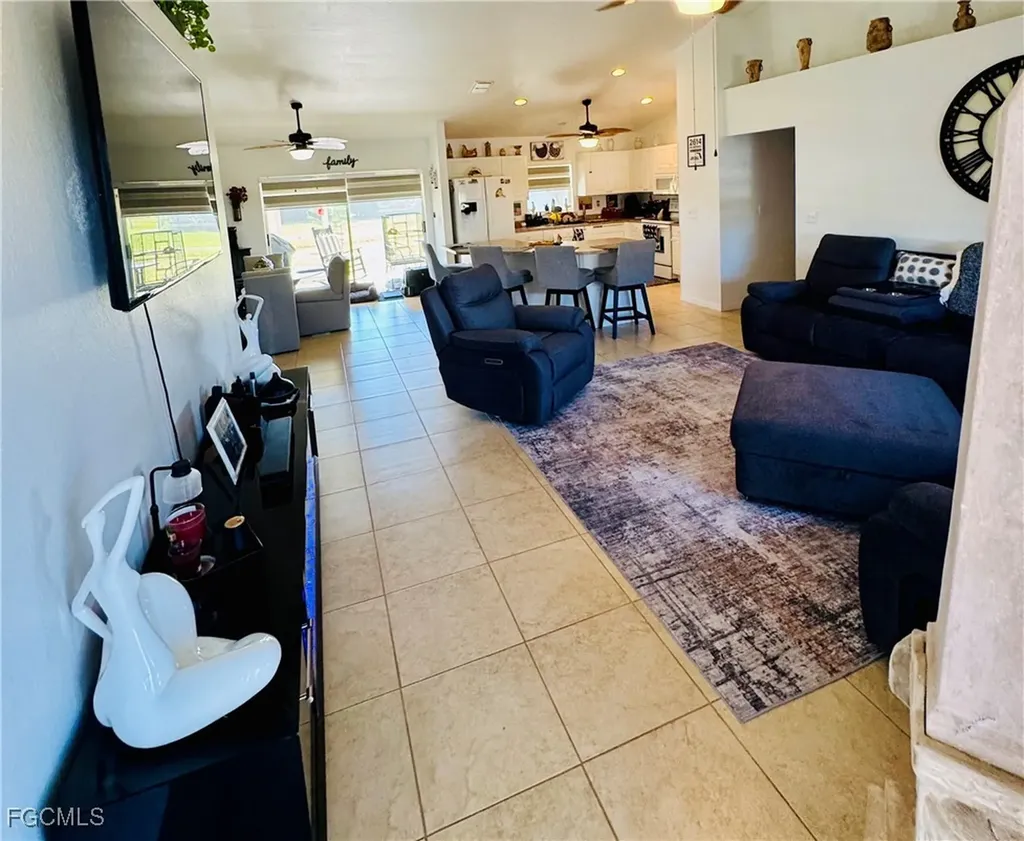 2614 NW 10th Terrace Cape Coral FL 33993